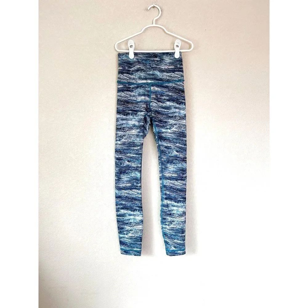 Lululemon Wunder Under High Rise Legging, Size 2